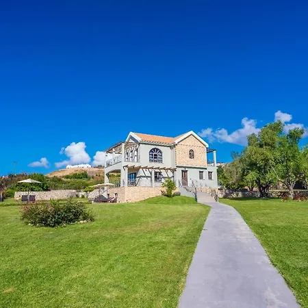 Filon Ktima Beachfront Upscale * Karavádhos