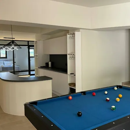 Filon Ktima Beachfront Upscale 빌라
