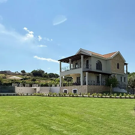 Filon Ktima Beachfront Upscale 빌라 Karavádhos