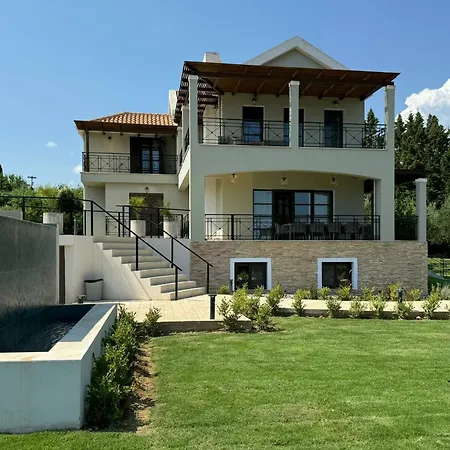 Filon Ktima Beachfront Upscale * Karavádhos