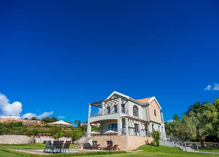 Filon Ktima Beachfront Upscale 别墅