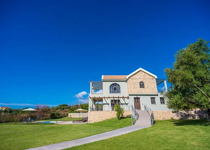 Villa Filon Ktima Beachfront Upscale Karavádhos